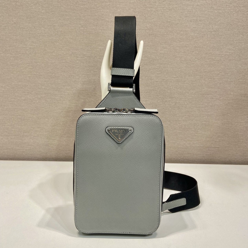 Pra*a waist chest packs